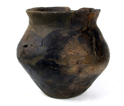 Vase biconique à fond plat